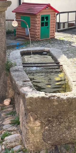 "Eine Viertel-Meile neuer Strasse"