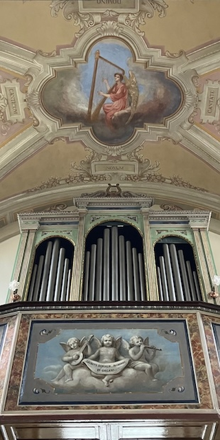 "Eine Viertel-Meile neuer Strasse", Cavergno, cantoria&nbsp;und Orgel der Pfarrkirche S. Antonio da Padova, Foto: Bernhard Graf